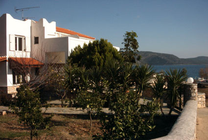 Thetis Apartments