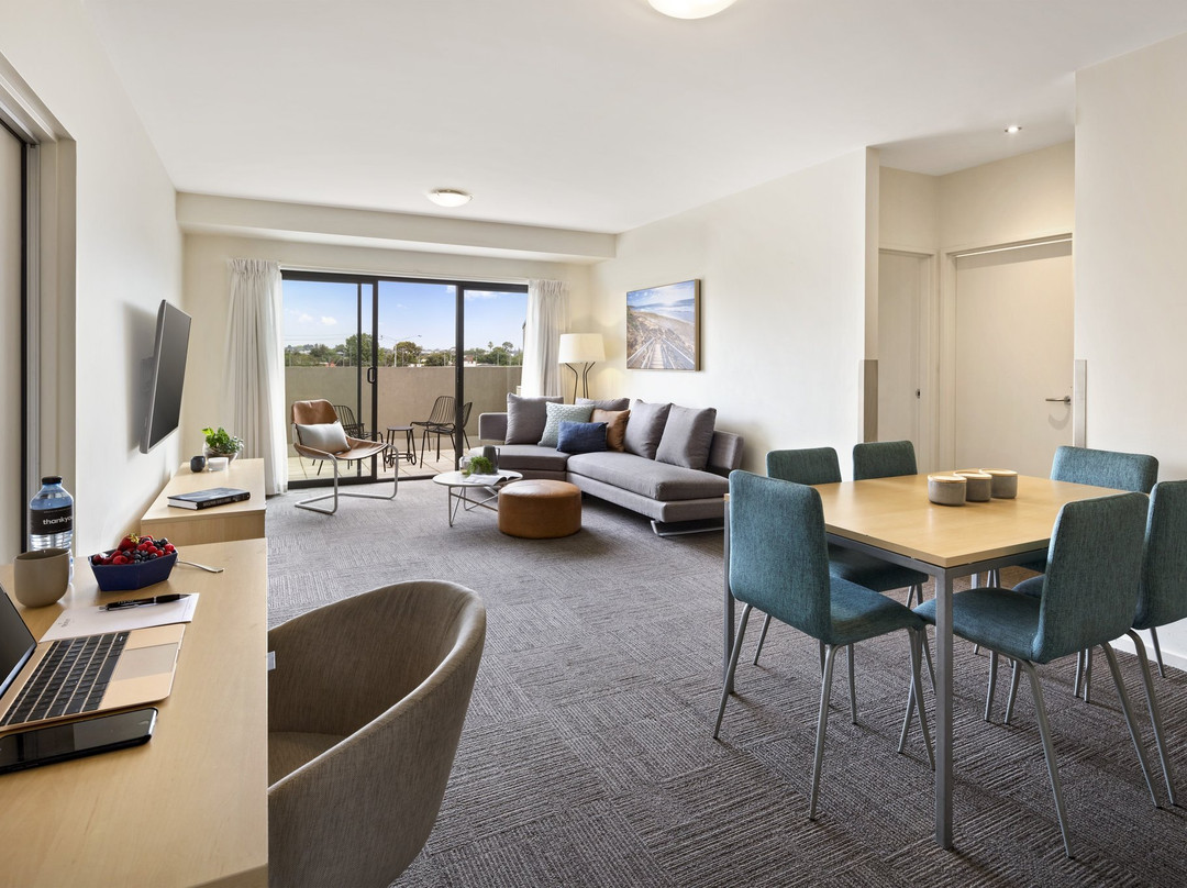 吉朗探索酒店主图