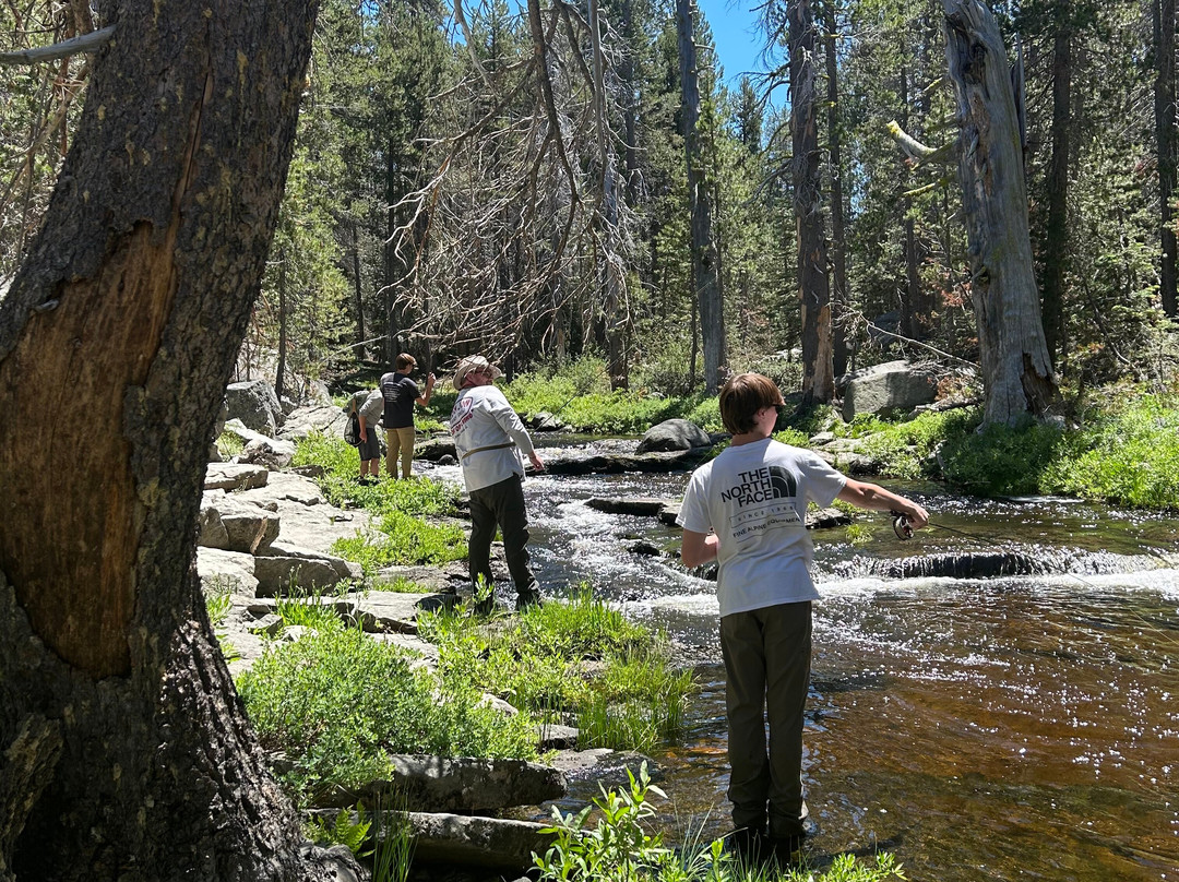 Gregory Nespor Fly Fishing-埃尔波特尔必去景点