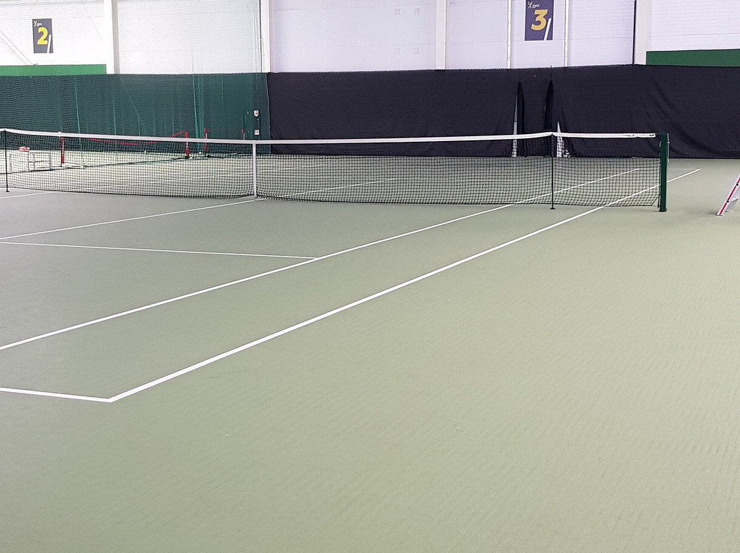 Kolyvan旅游景点-Gorodskoy Tennisniy Tsentr