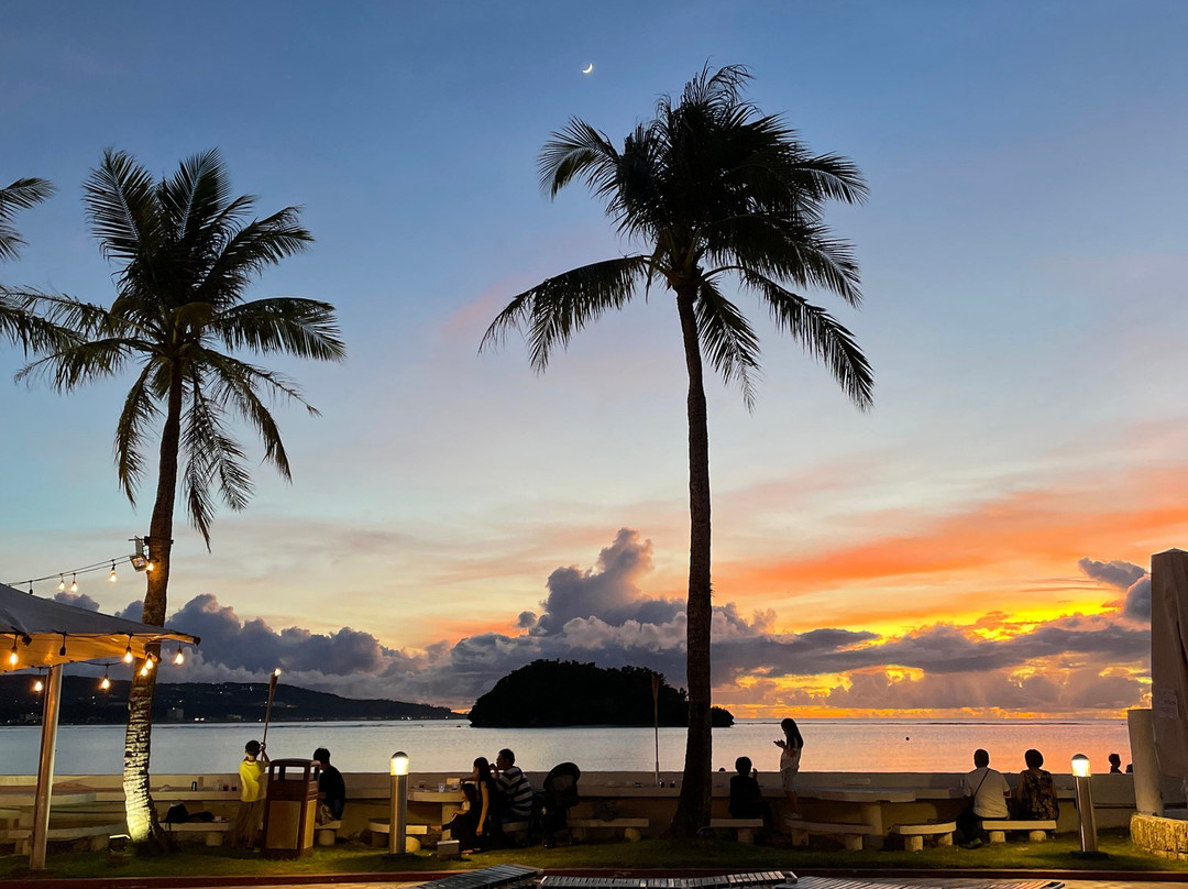 安华海滩度假酒店主图