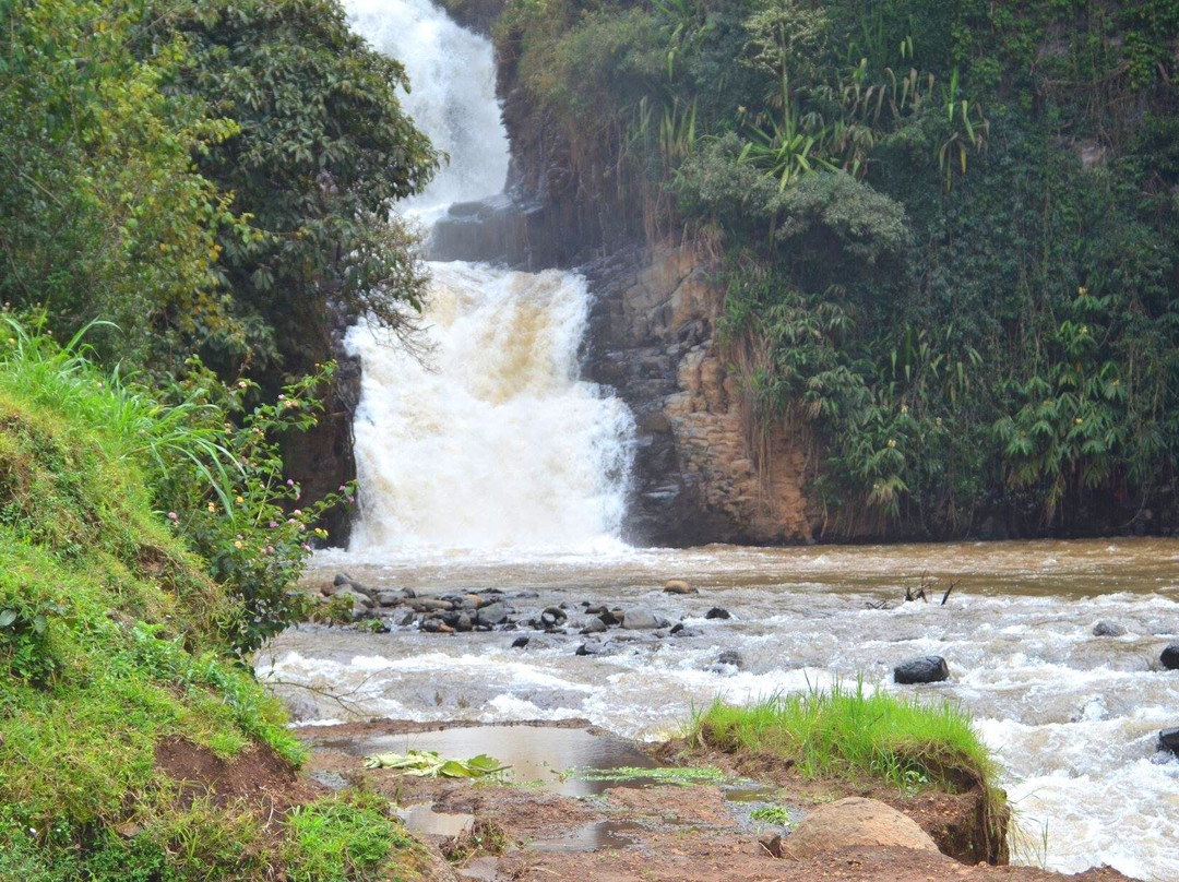 Chutes d'Antafofo景点图片