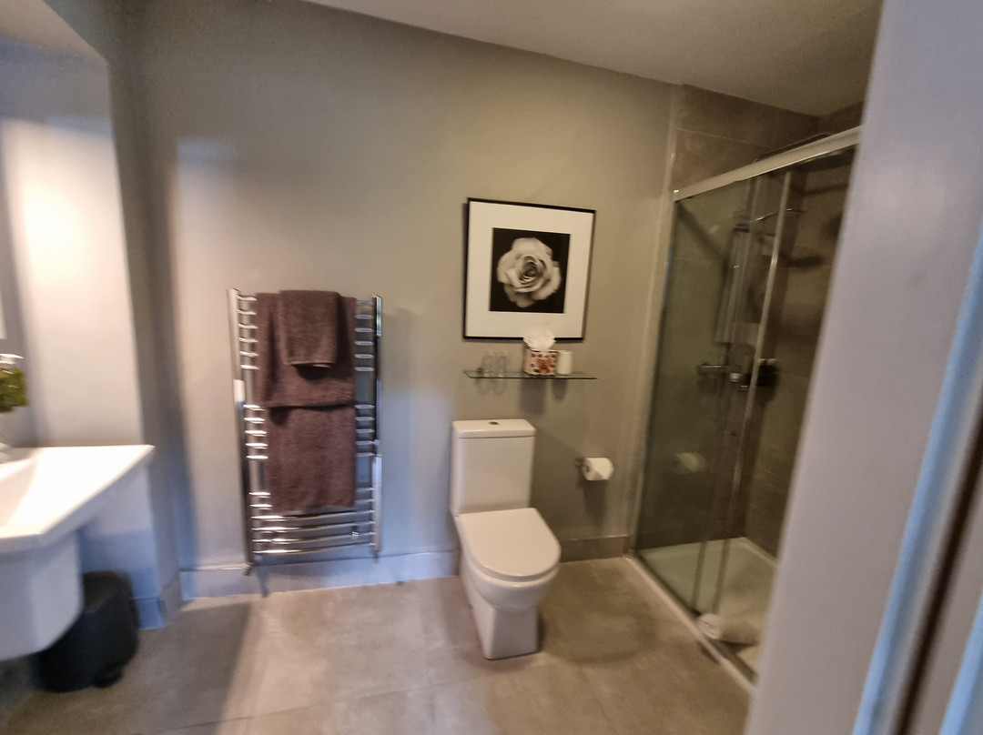 Giles Norman Gallery & Townhouse主图