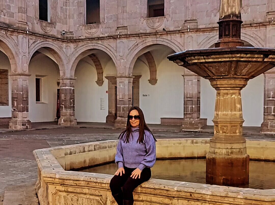 Palacio Clavijero y Biblioteca Universitaria-米却肯必去景点