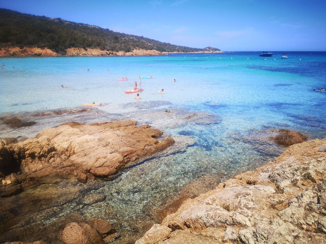 Plage de Carataggio-维琪奥港必去景点