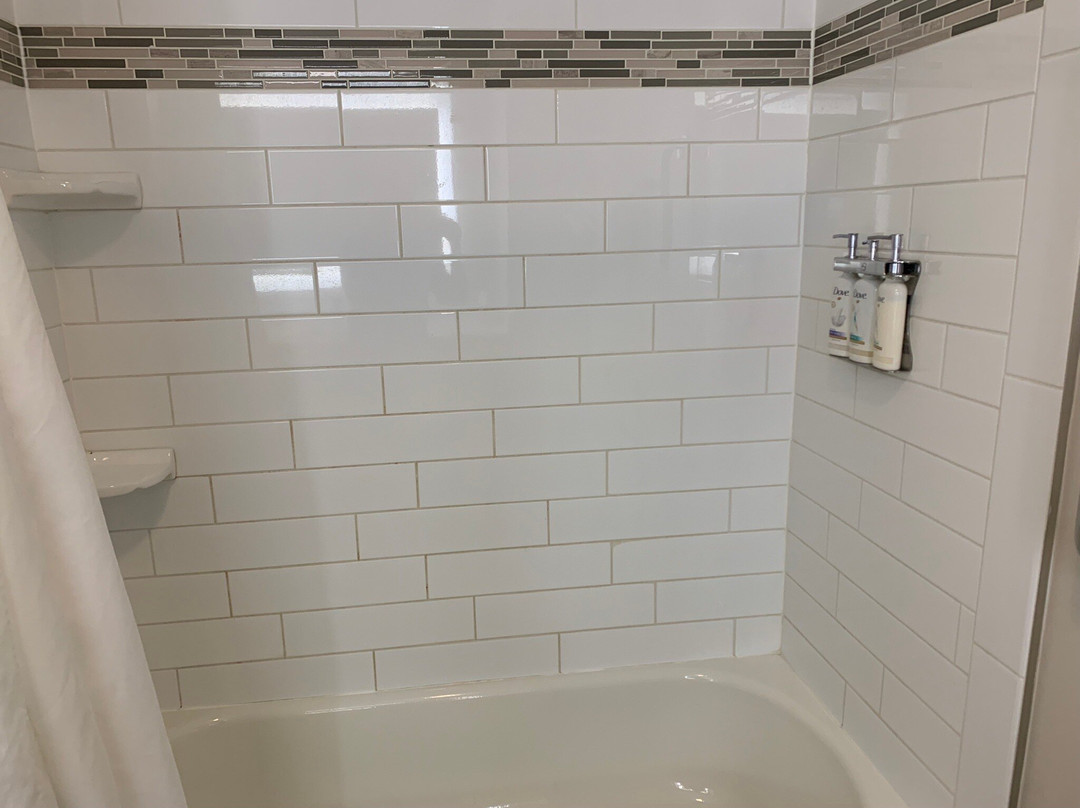 Holiday Inn Express & Suites Kent - University Area by IHG主图