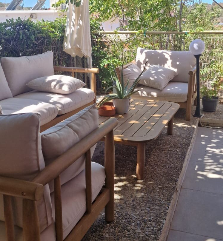 Yasmine Apartments主图