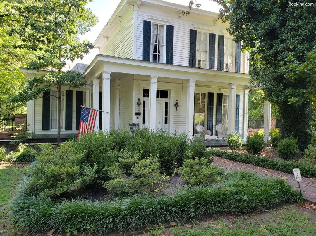 Heritage Inn Bed & Breakfast主图