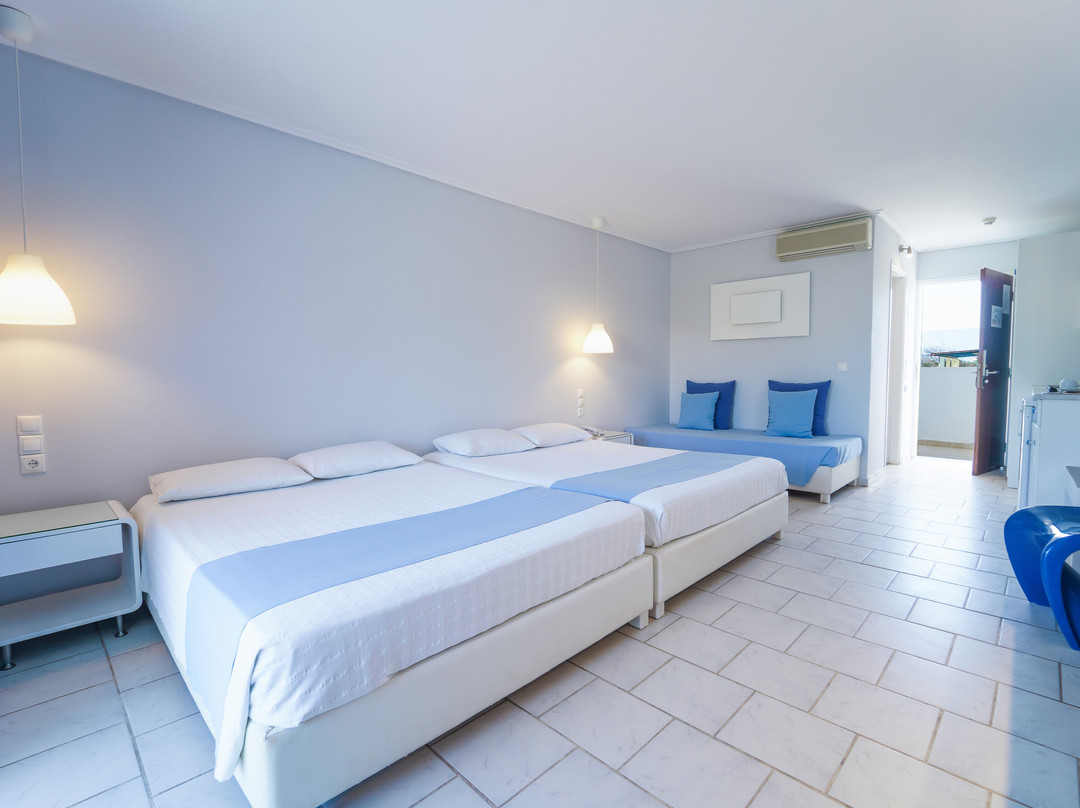 Filoxenia Hotel主图