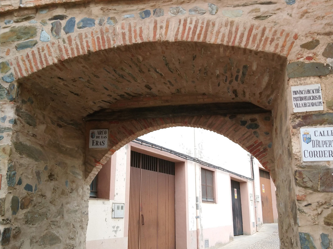 Antigua juderia-Guadalupe必去景点