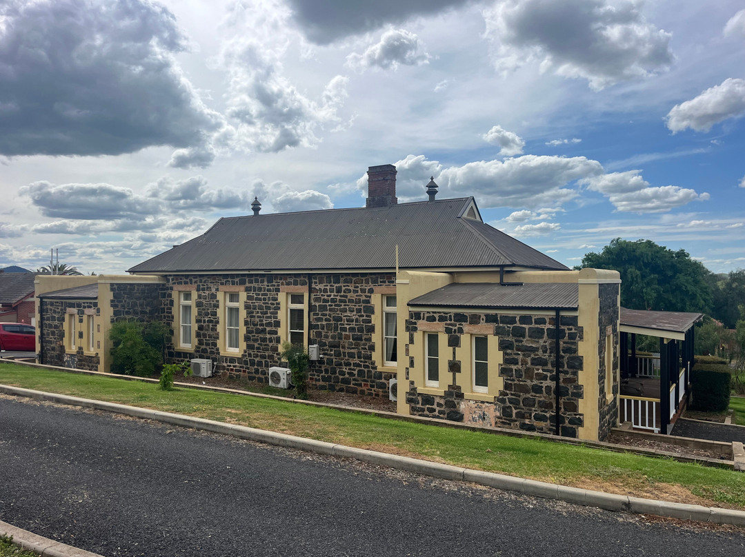 Hermitage Hill主图