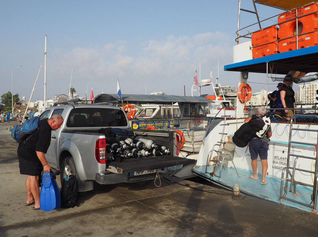 Crest Dive Centre-利马索尔必去景点