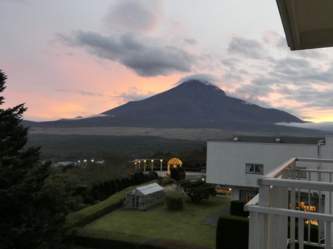 富士山酒店主图