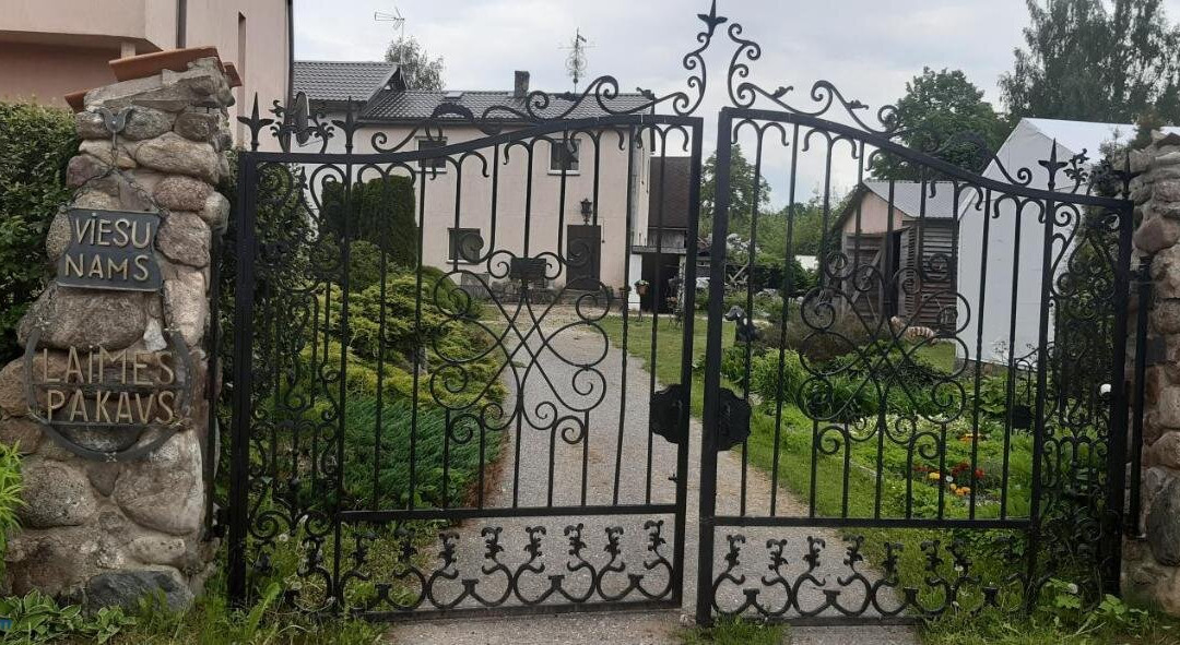 Daina Mezanci Brivdienu Maja