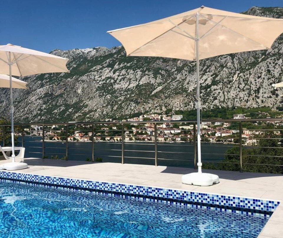 Apartments Seaview Estate Radovic