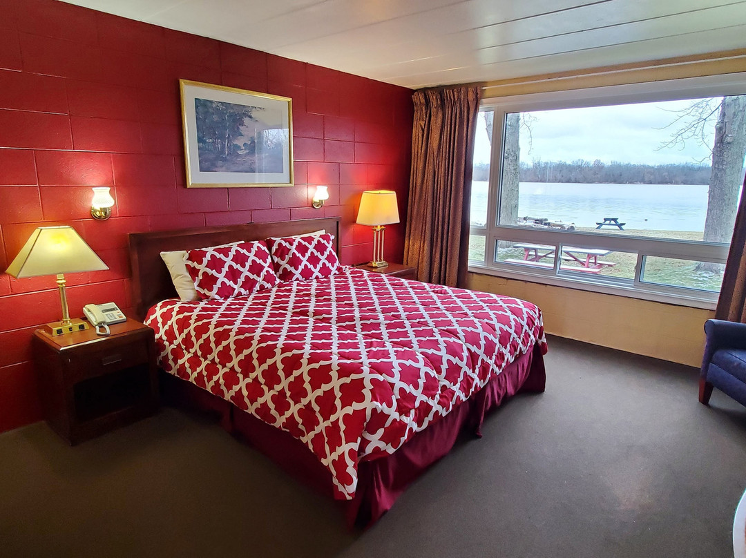 Riverview Motel主图