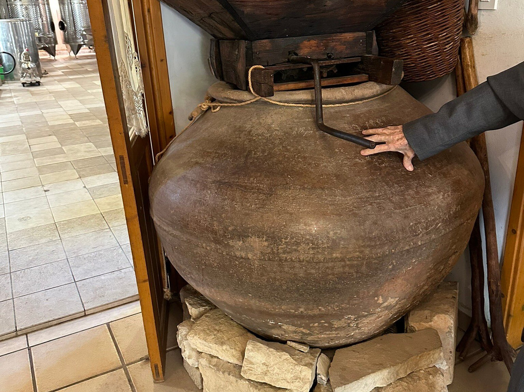 Ayia Mavri Winery-Koilani必去景点