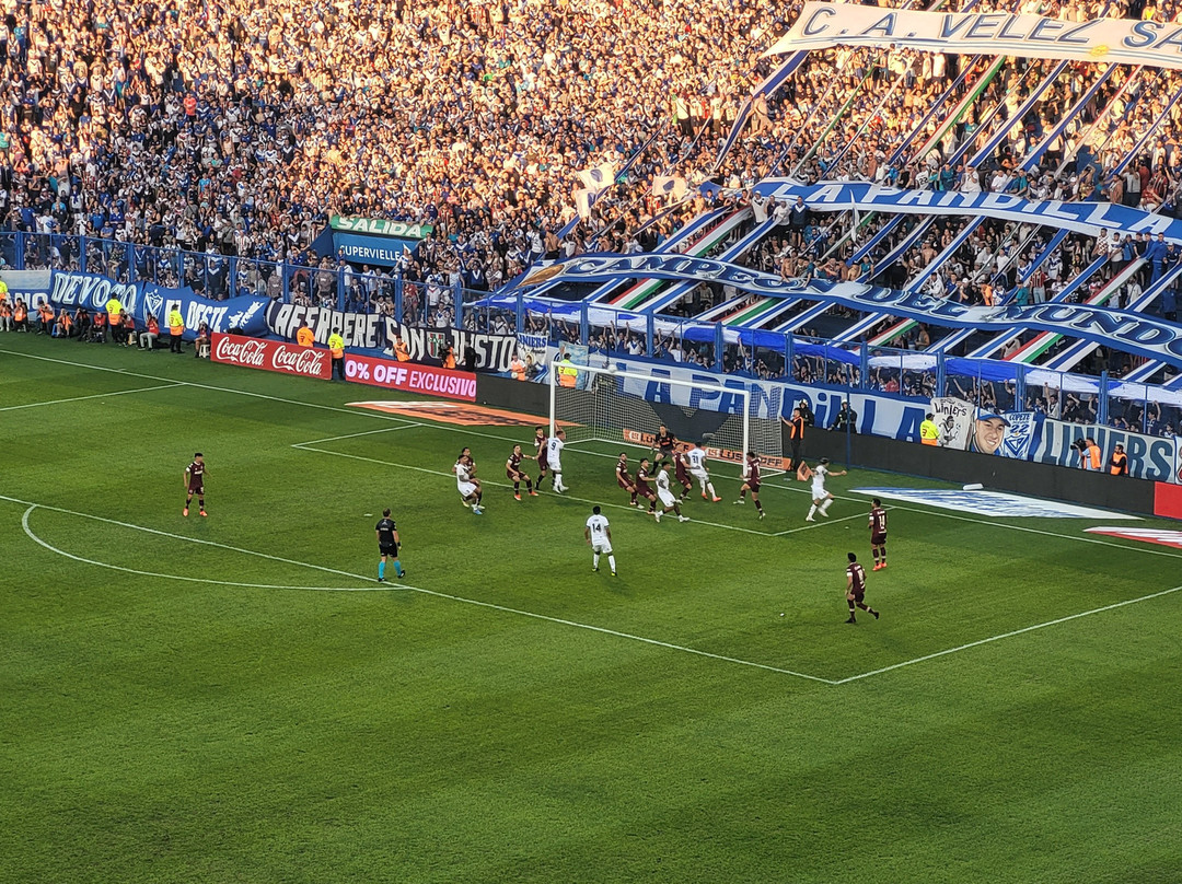 Estadio José Amalfitani景点图片