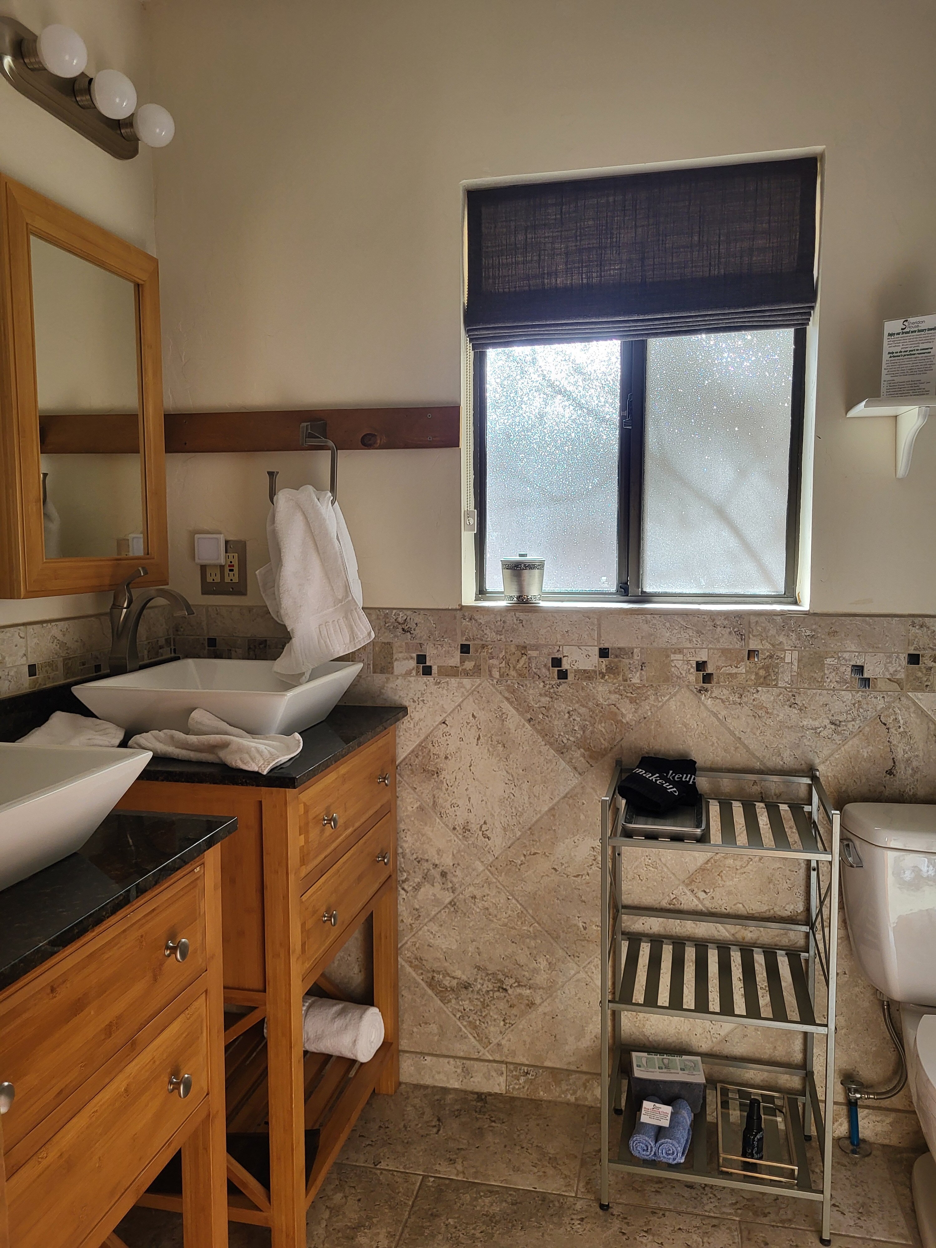 Sheridan House Inn-浴室