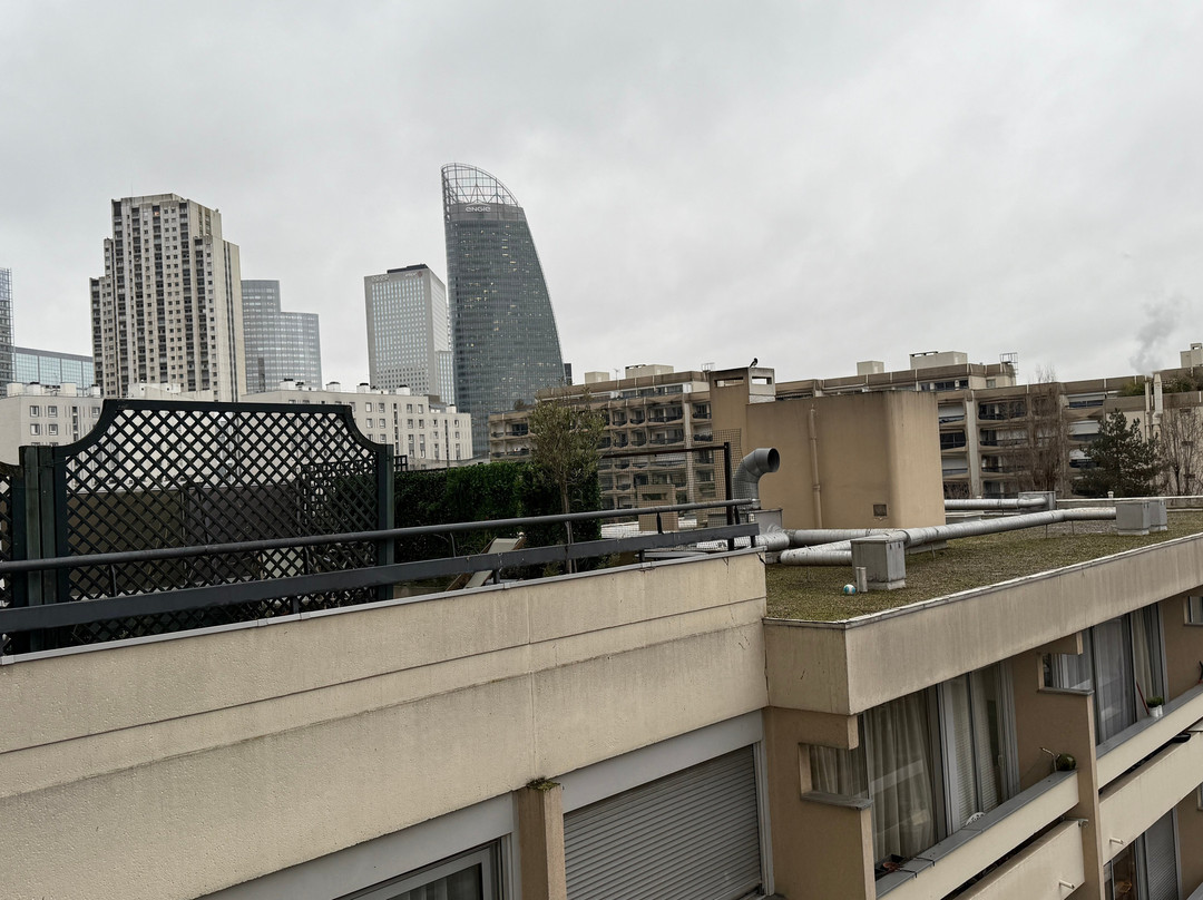 雷吉斯酒店主图