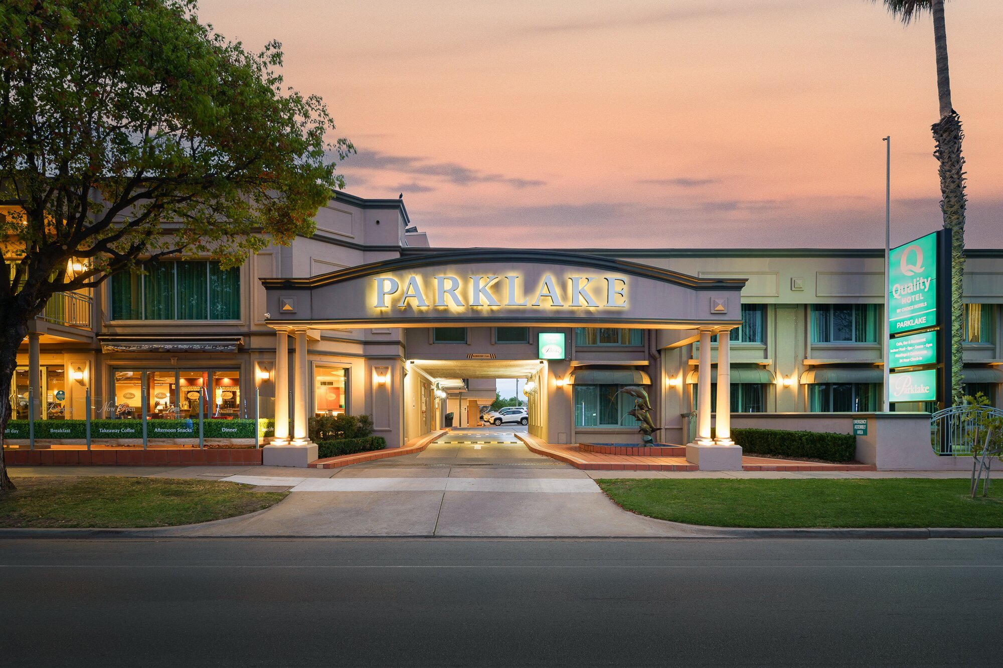 Quality Hotel Parklake Shepparton-浴室
