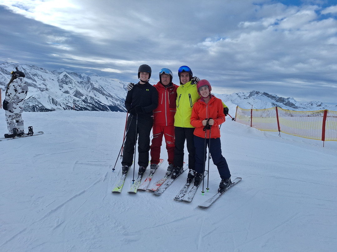 Skischule & Skiverleih Snowsports Mayrhofen景点图片