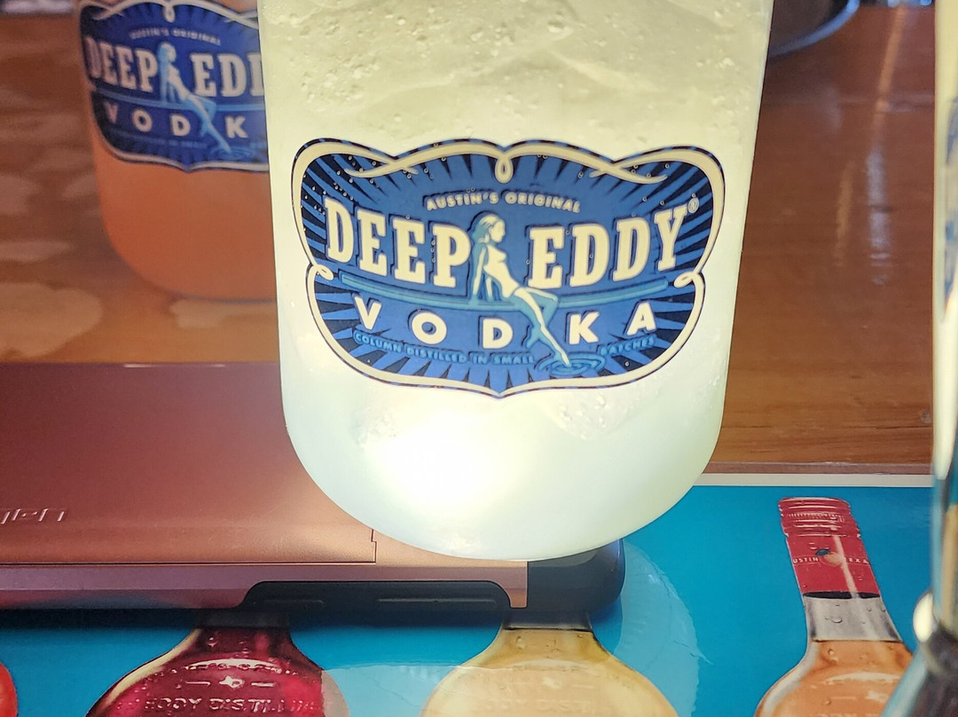 Deep Eddy Vodka Distillery-Dripping Springs必去景点