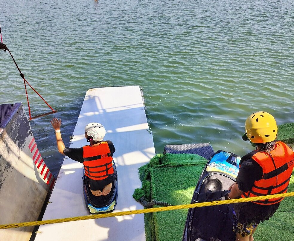 Taco lake-挽披县必去景点