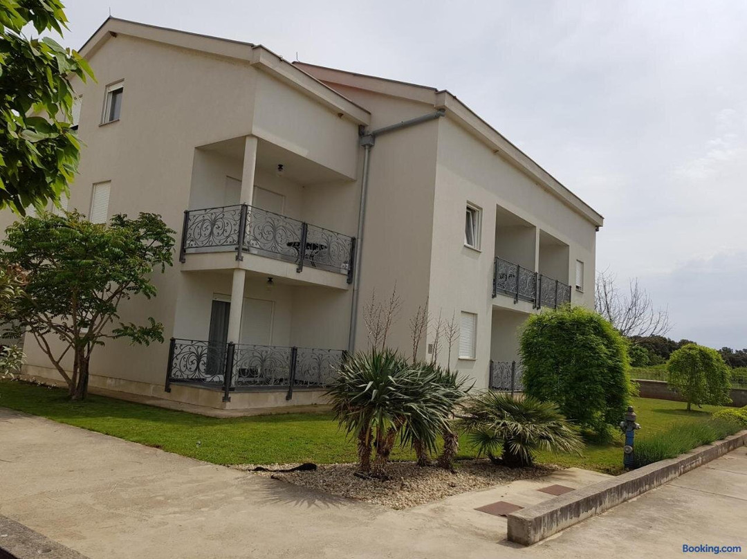 Apartments Zaton