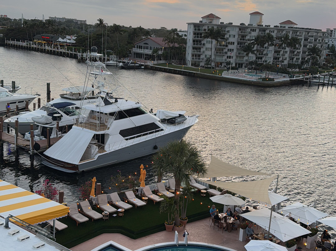 Sands Harbor Resort & Marina主图