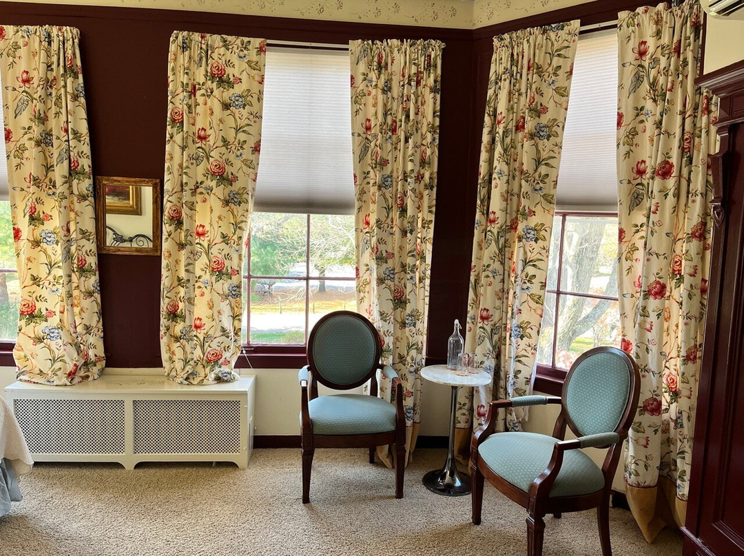 The Captain Stannard主图