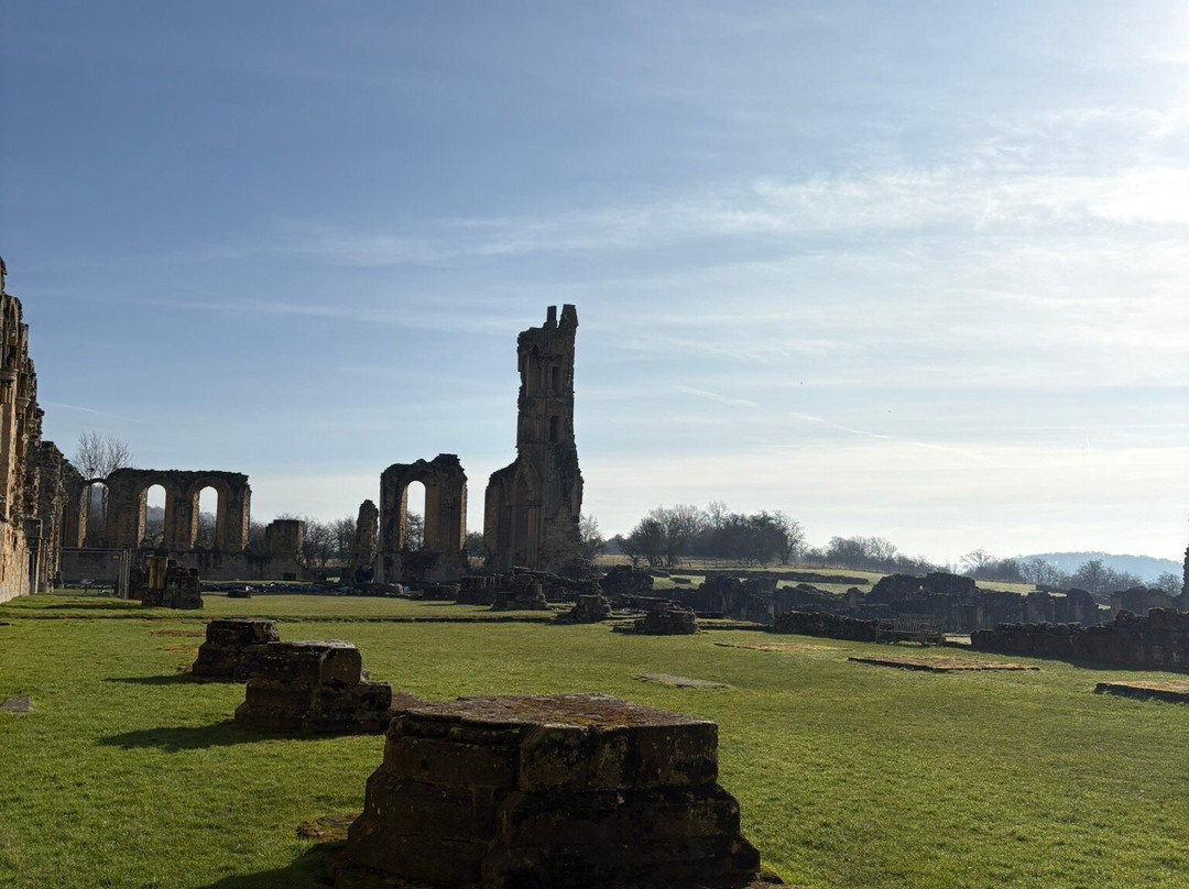 Byland Abbey景点图片