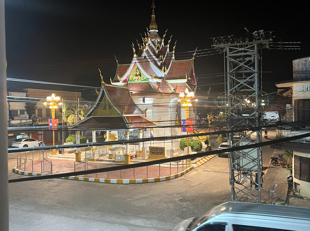 Inthira Thakhek主图