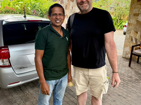 Kandy Hotels  Cars-康提必去景点