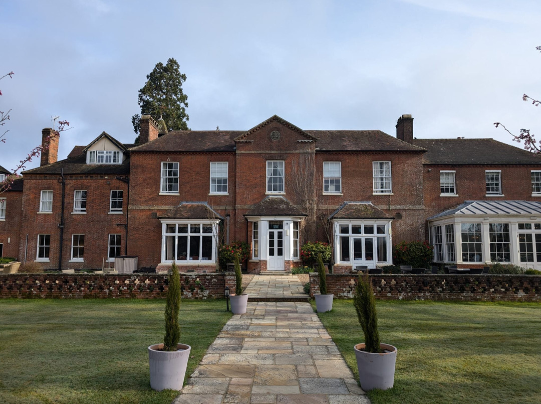 巴特利旅舍酒店主图