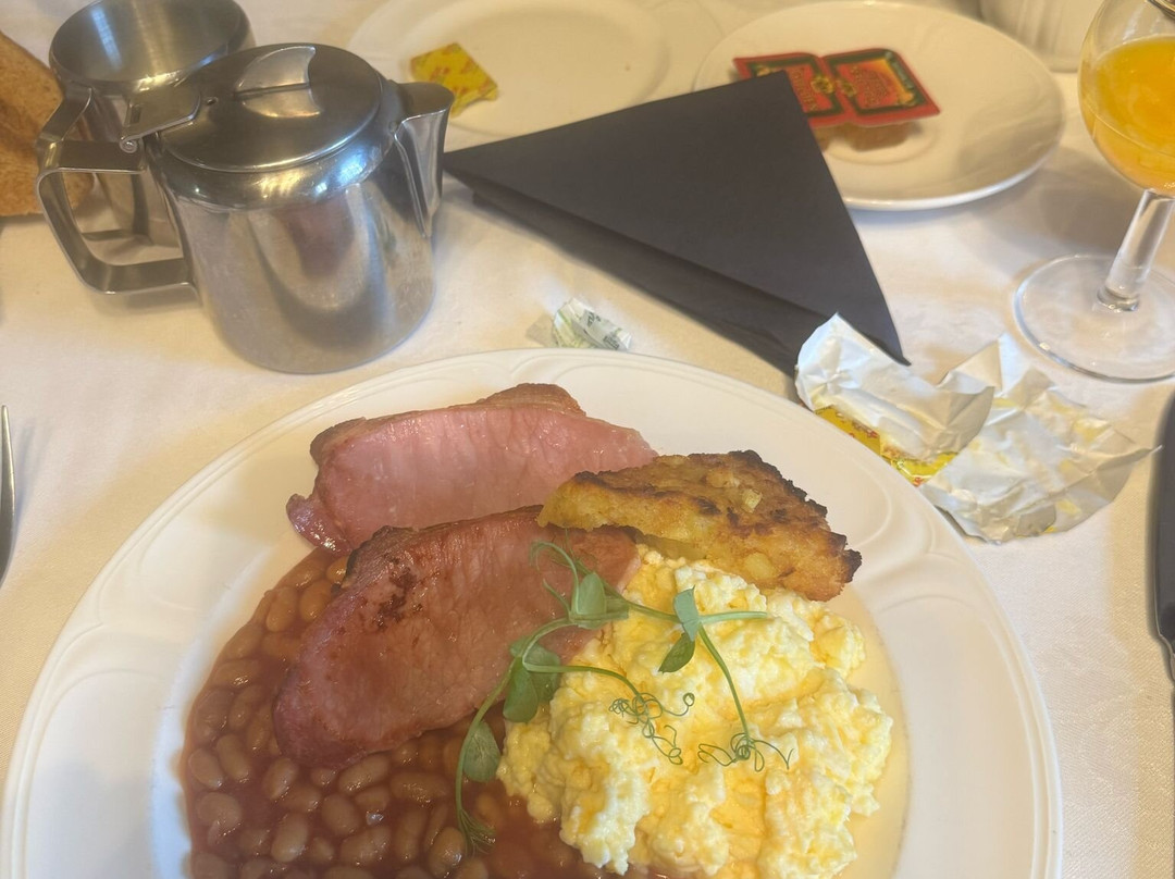 The County Hotel Haverfordwest主图