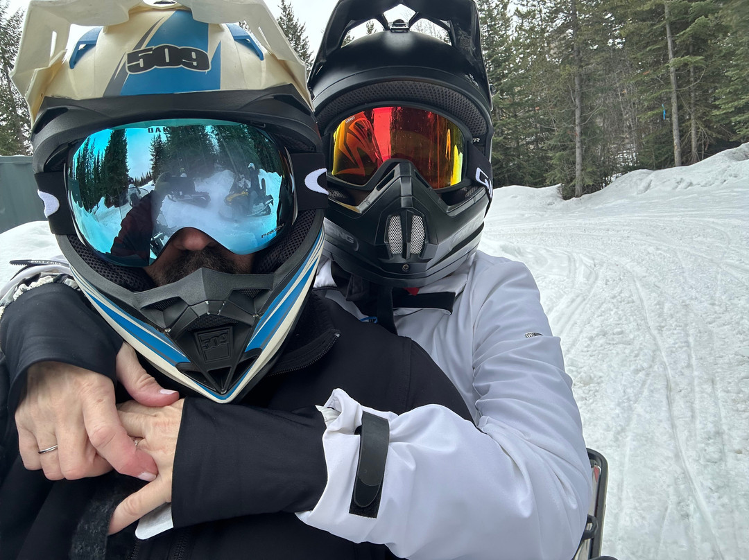 Rocky Mountain Riders-戈尔登必去景点