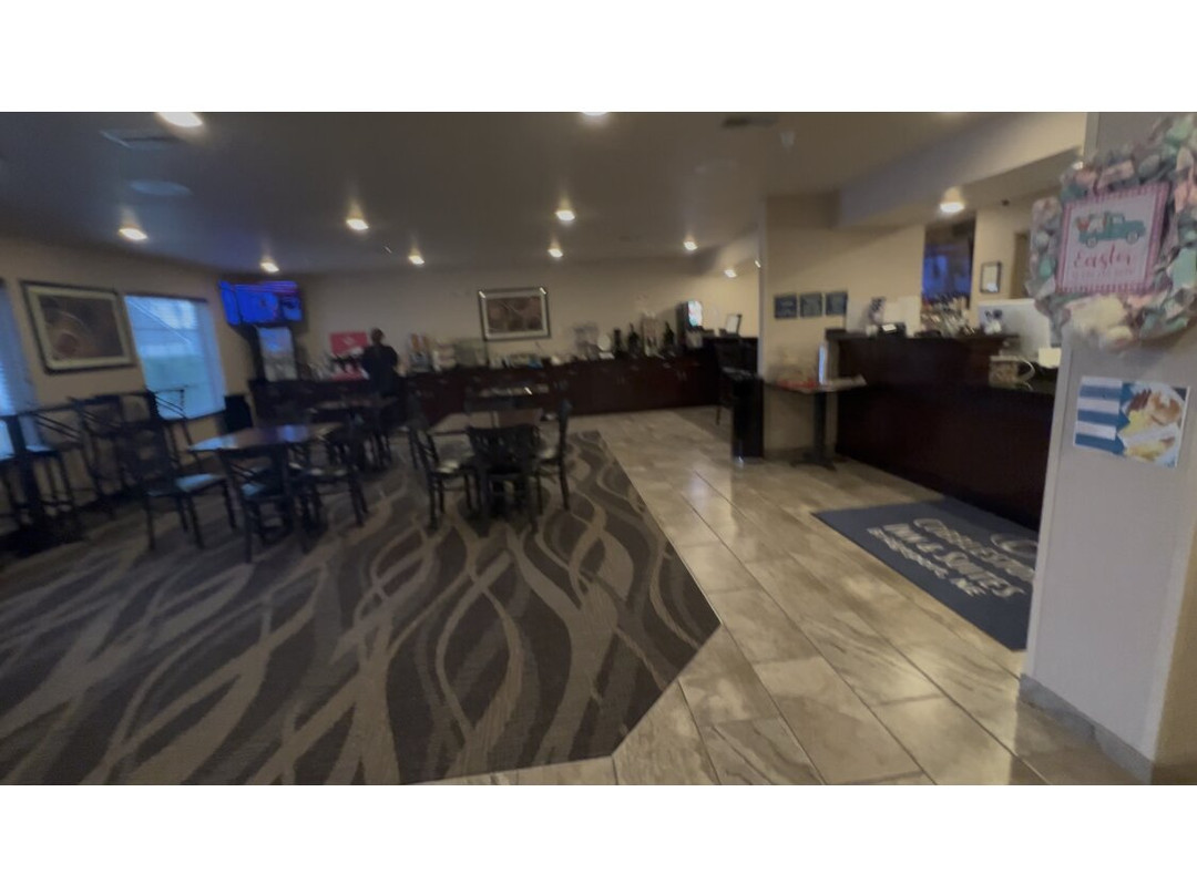 Cobblestone Inn & Suites主图