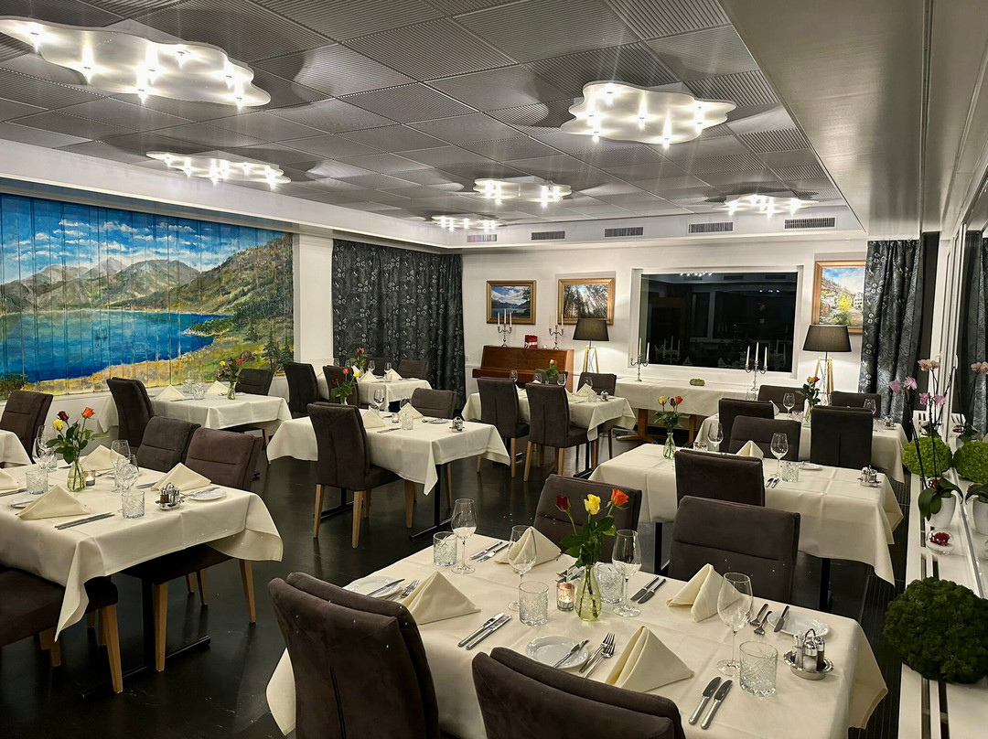 Muhlehorn酒店住宿-Hotel Roessli