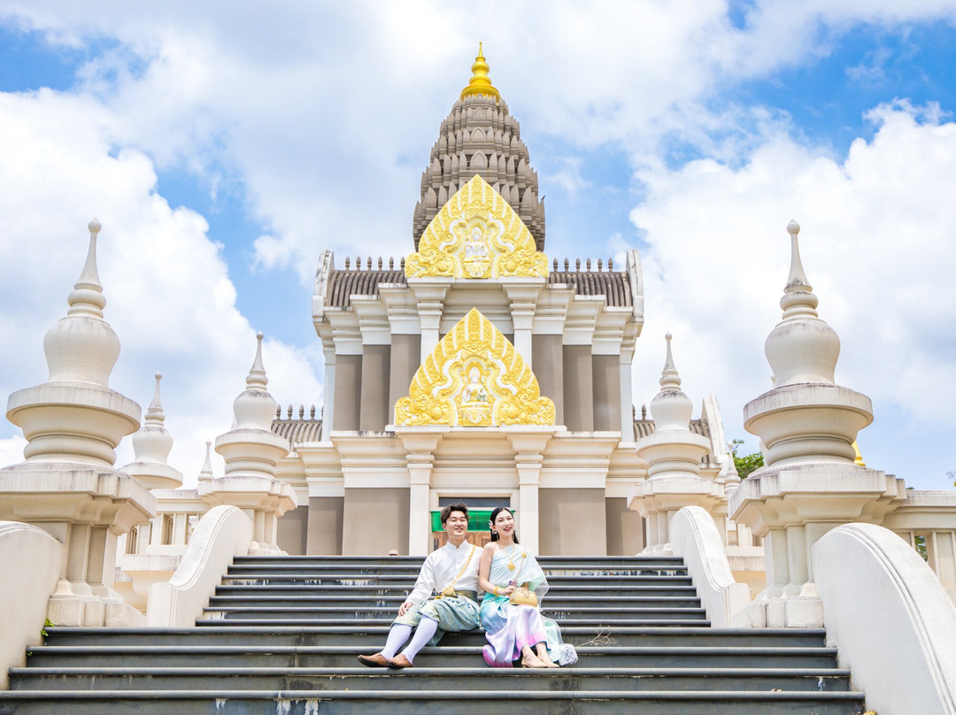 Thai Traditional Costume Photo Shoot by Iamsam Studio-Talat Nuea必去景点
