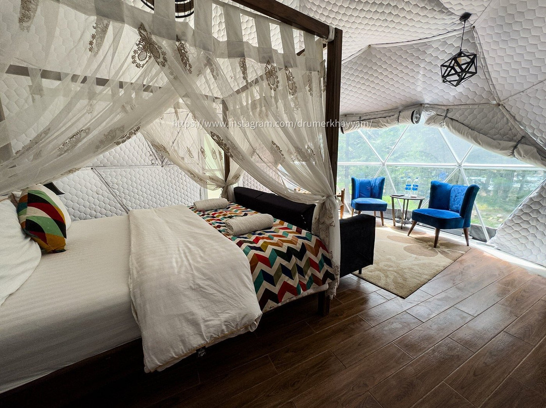 Latitude Resort主图