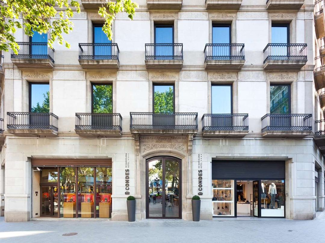 巴塞罗那伯爵酒店主图