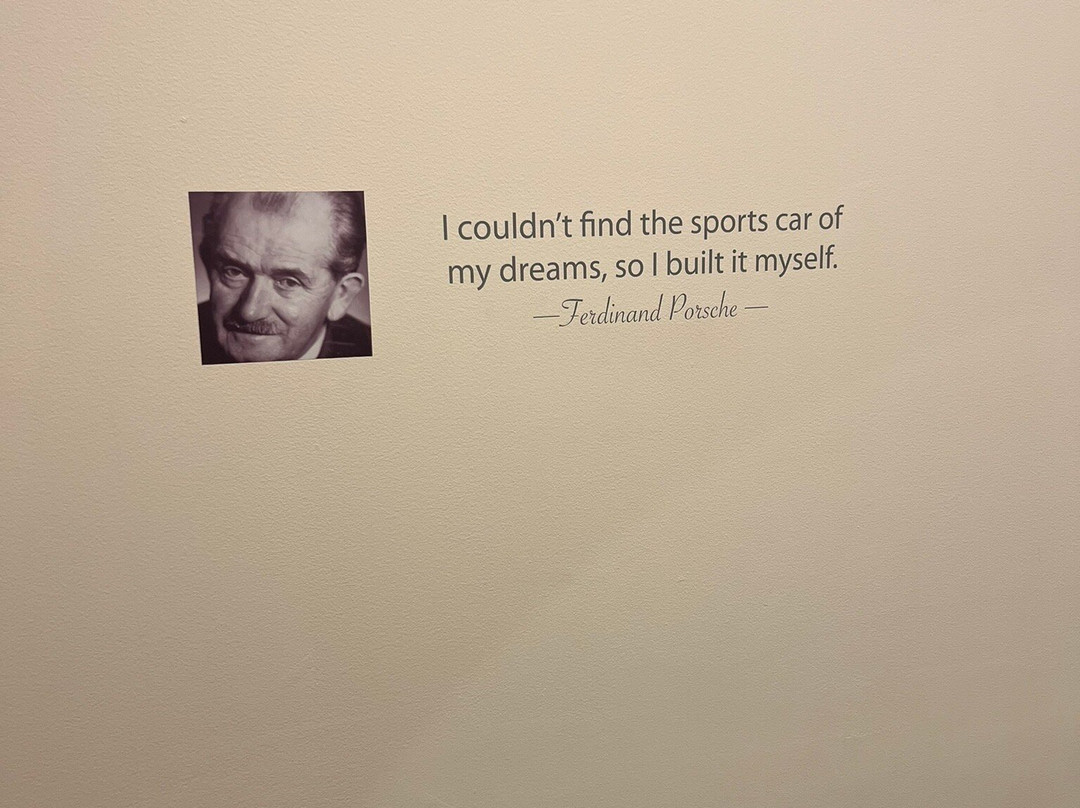 Newport Car Museum-Portsmouth必去景点