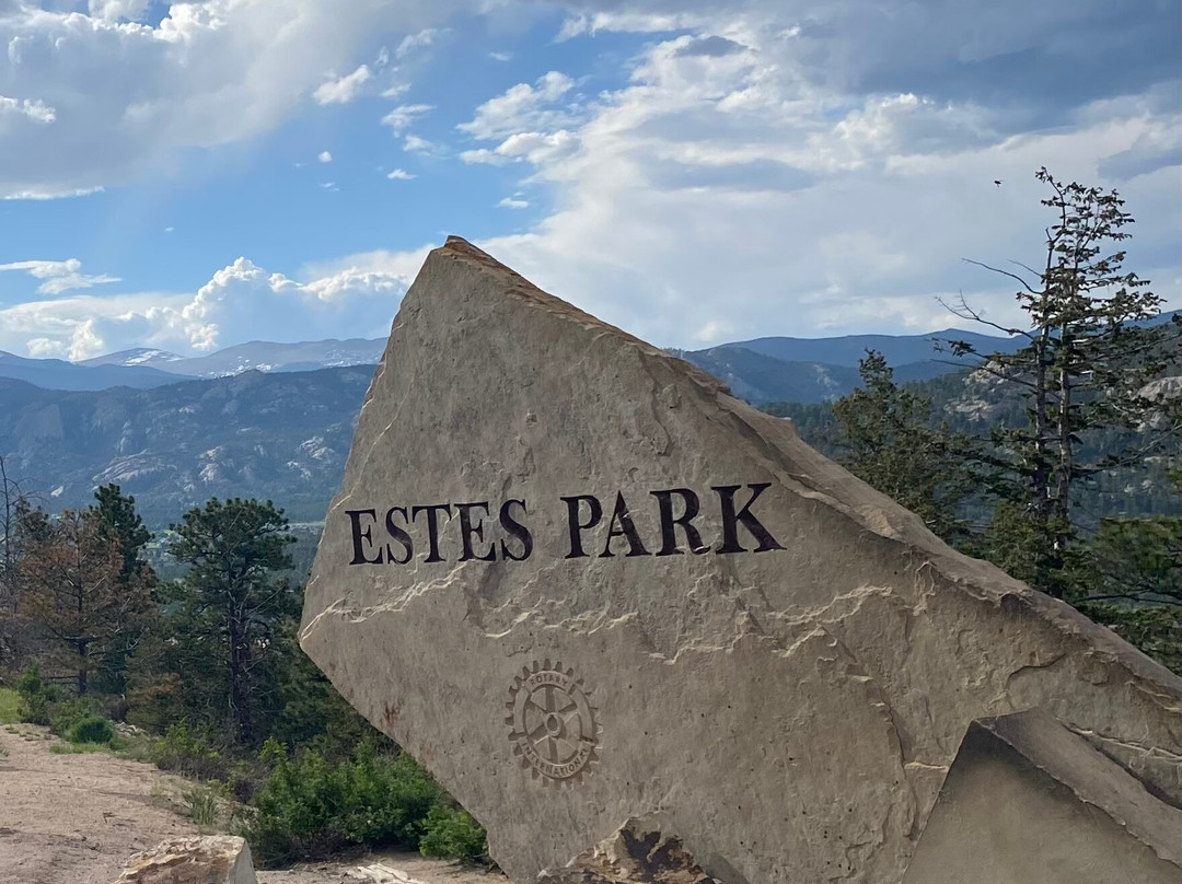 Holiday Inn 斯廷博特斯普林斯主图