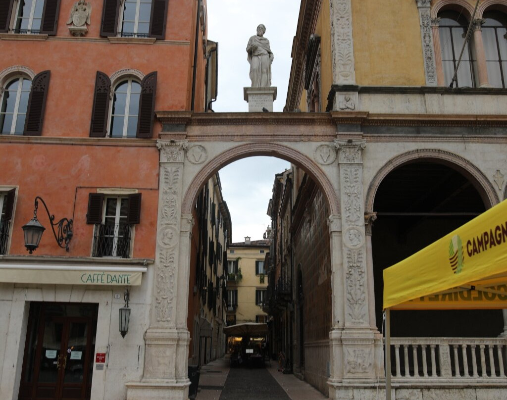 Piazza dei Signori-维罗纳必去景点