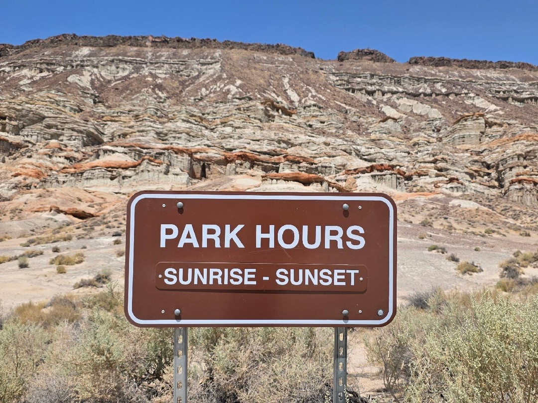 Red Rock Canyon State Park-Cantil必去景点