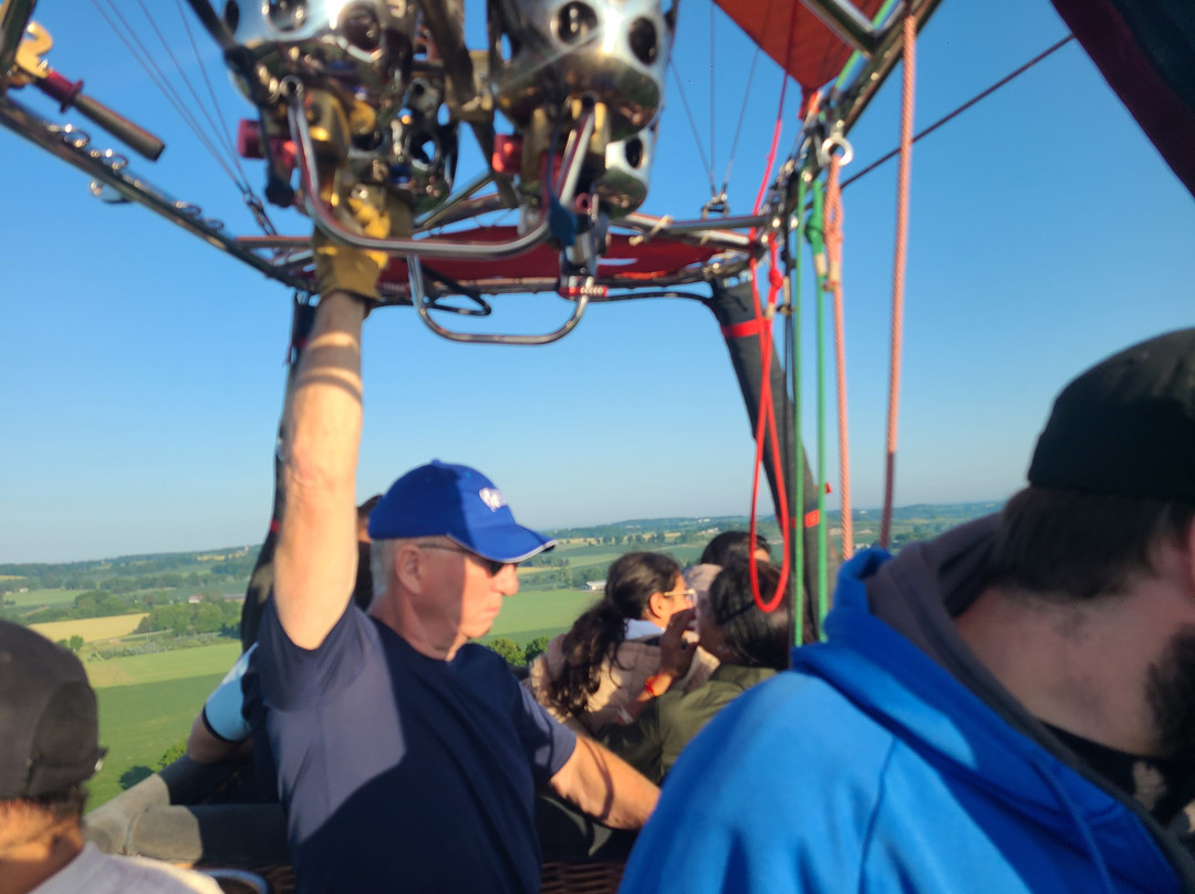 Ontario Hot Air Balloon Rides-基奇纳必去景点