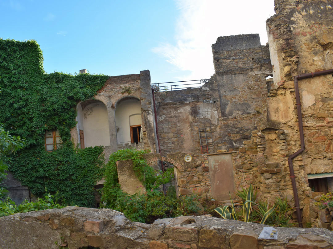 Old Bussana (Bussana Vecchia)-圣雷莫必去景点