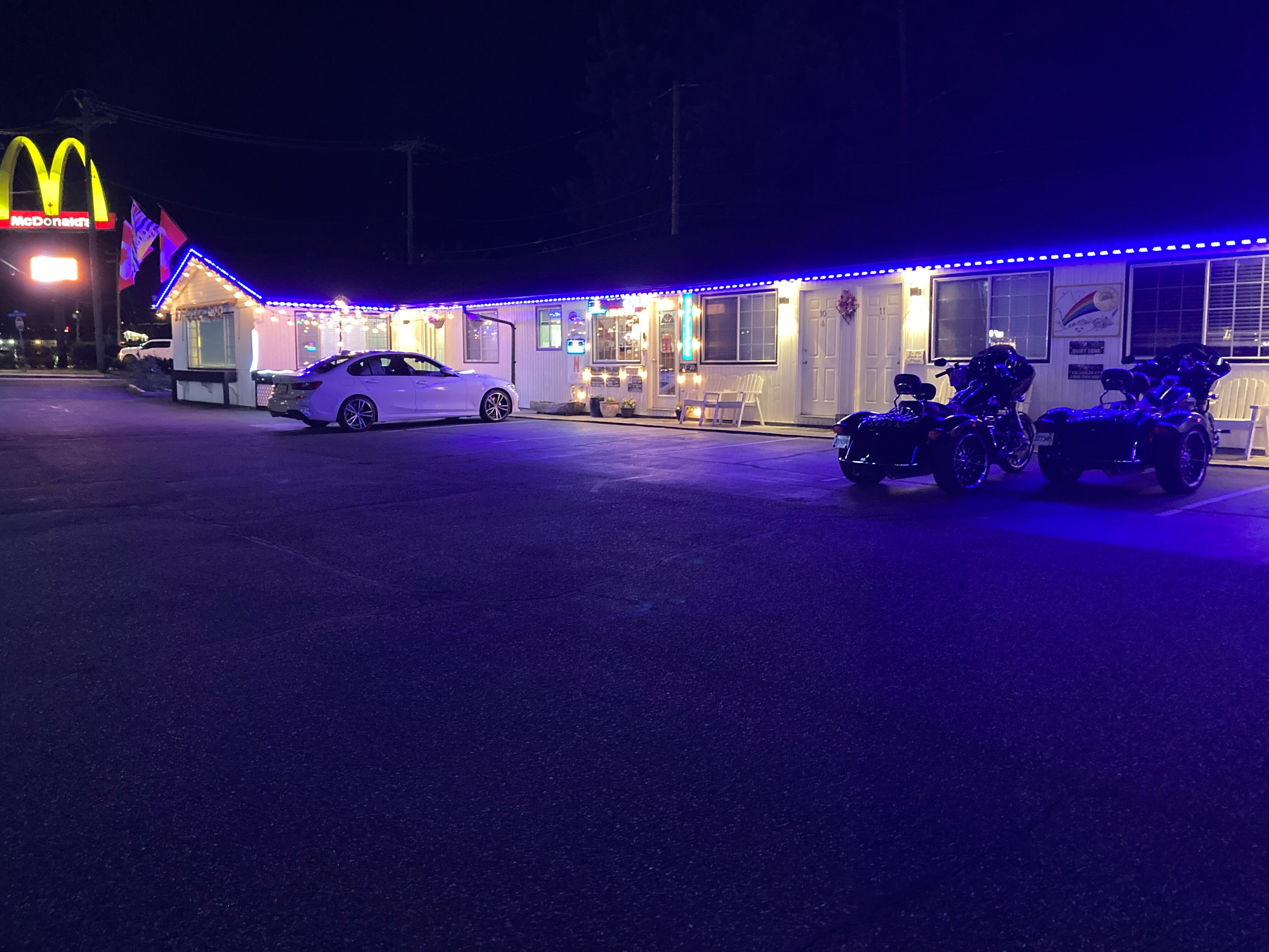 Alpine Motel-官方