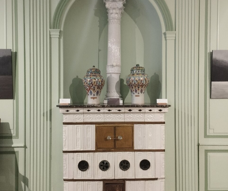 Musée d’Art – Hôtel Sarret de Grozon-Arbois必去景点